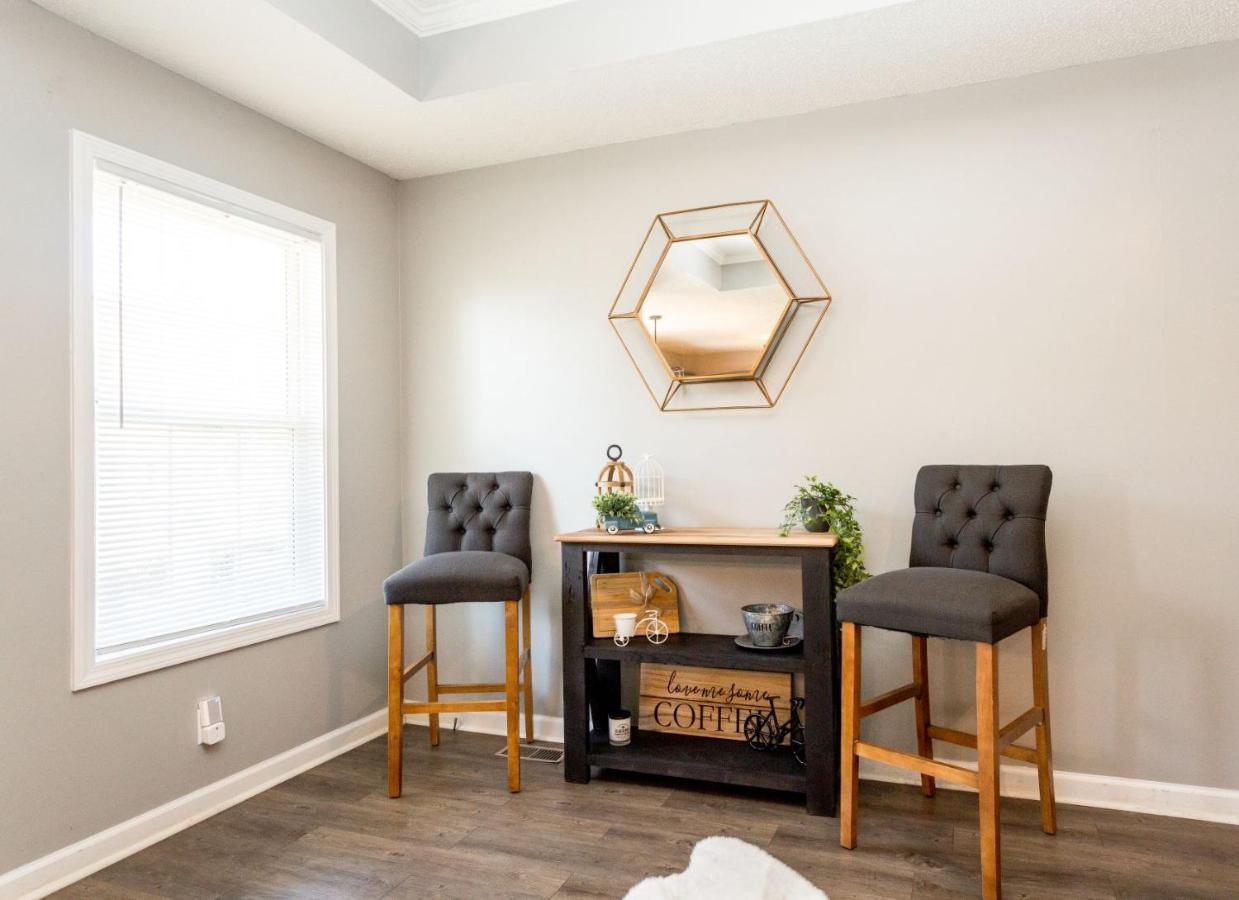 Once-In-A-Lifetime Coffee-Themed Stay For Up To 8 Clarksville Esterno foto