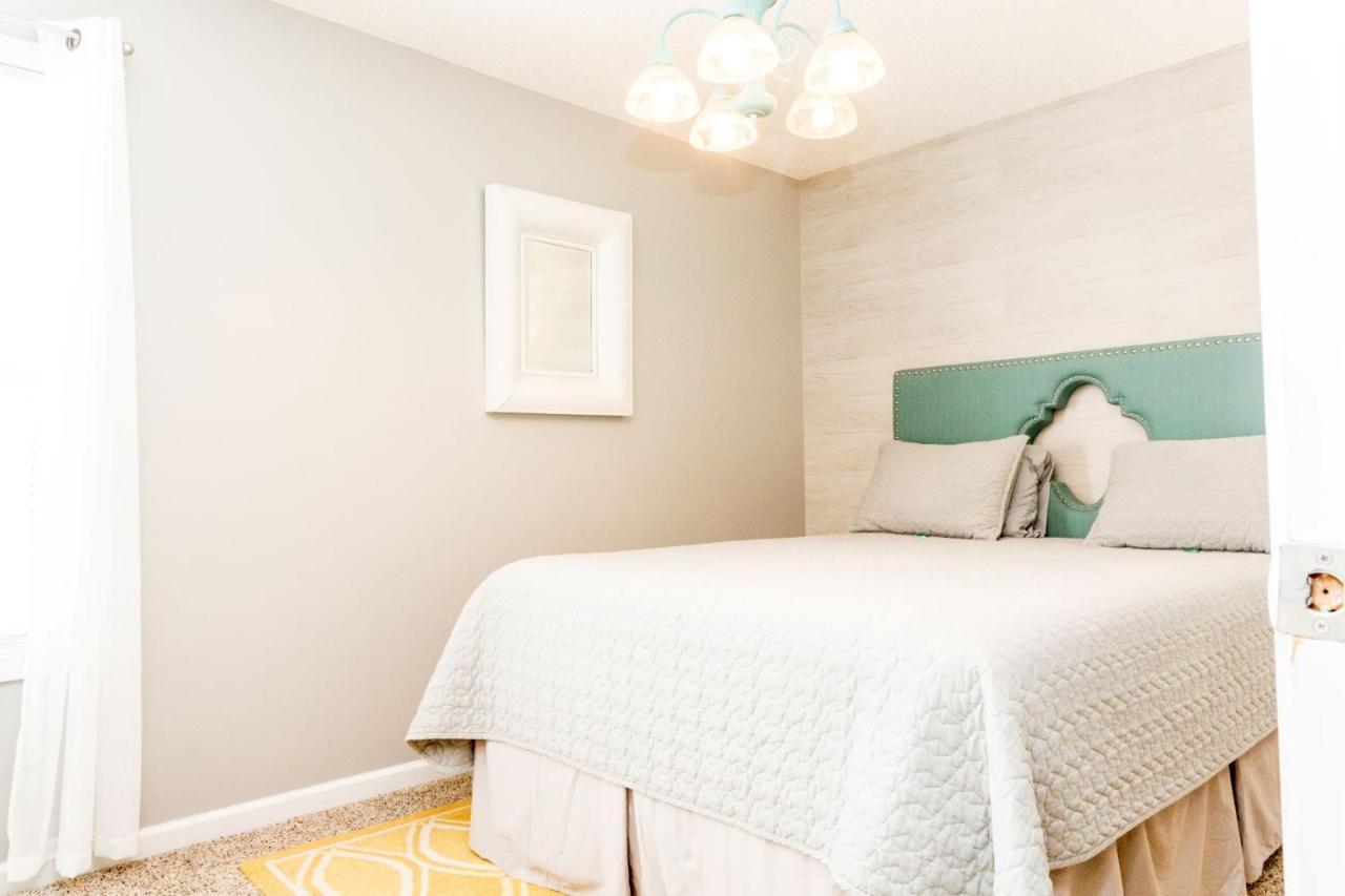 Once-In-A-Lifetime Coffee-Themed Stay For Up To 8 Clarksville Esterno foto
