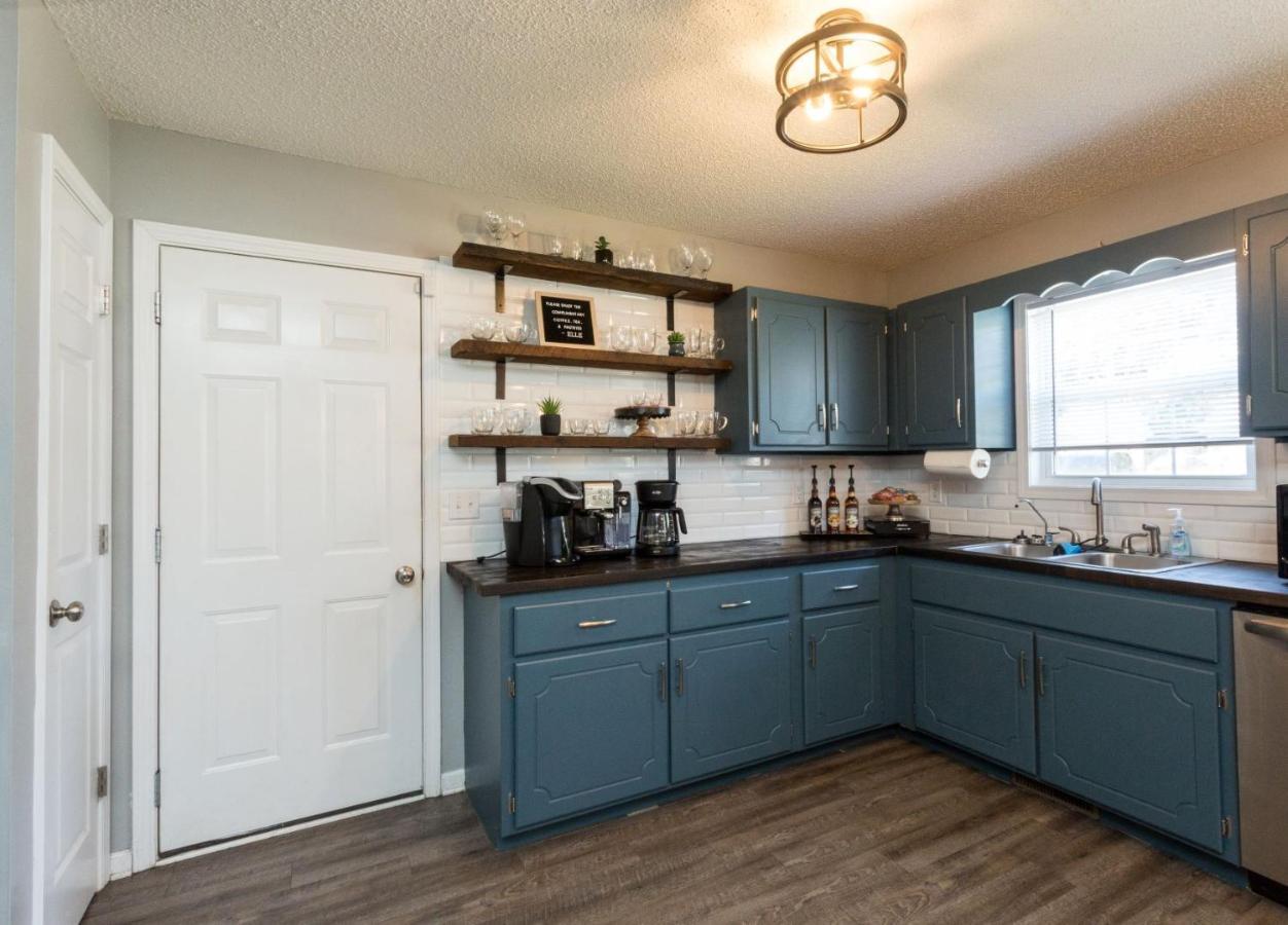 Once-In-A-Lifetime Coffee-Themed Stay For Up To 8 Clarksville Esterno foto